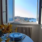 Tramonto Apartman *