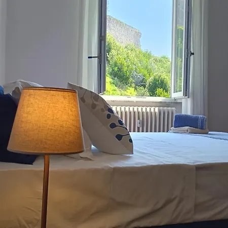 Tramonto Apartment *